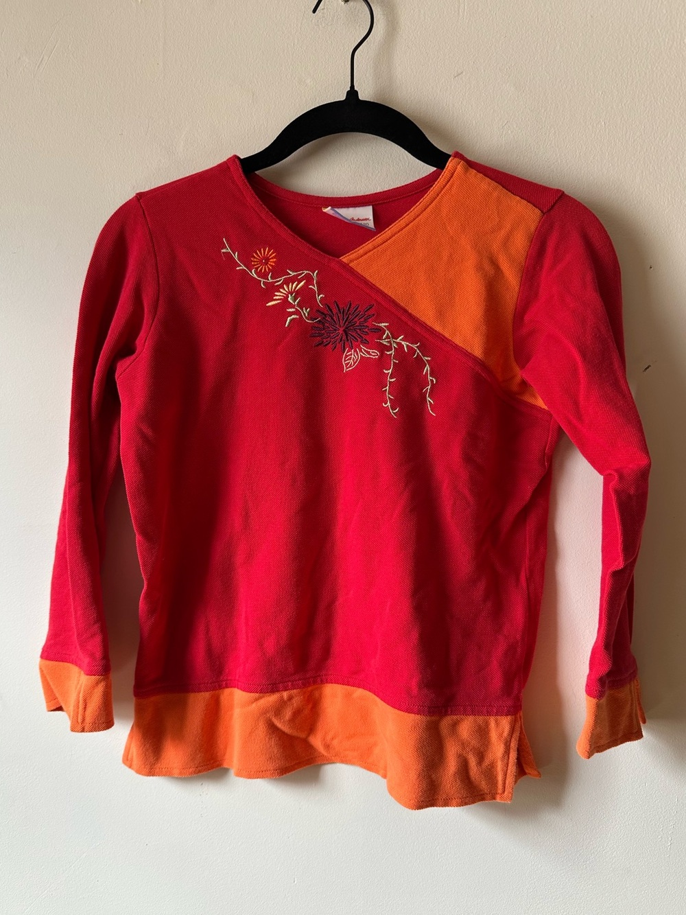 ✨5/$25 Hanna Andersson 120 Floral Embroidered Long Sleeve Tee